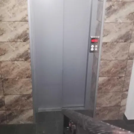 арт 아파트 스타라 자고라