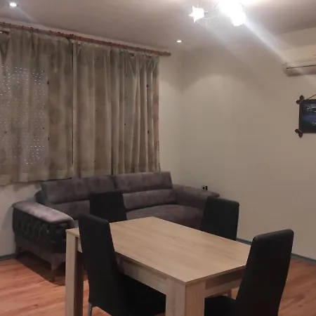 Apartamento арт